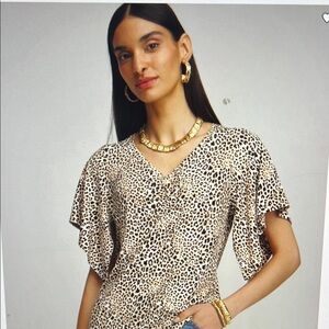Animal print Touch of Cool Handkerchief-sleeve v-neck tee